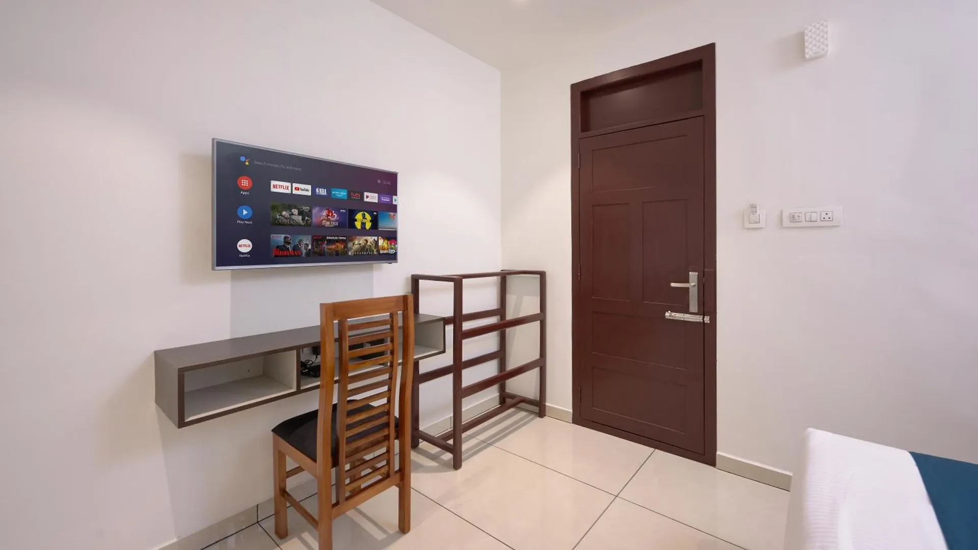Reach Homes Kochi 0*,