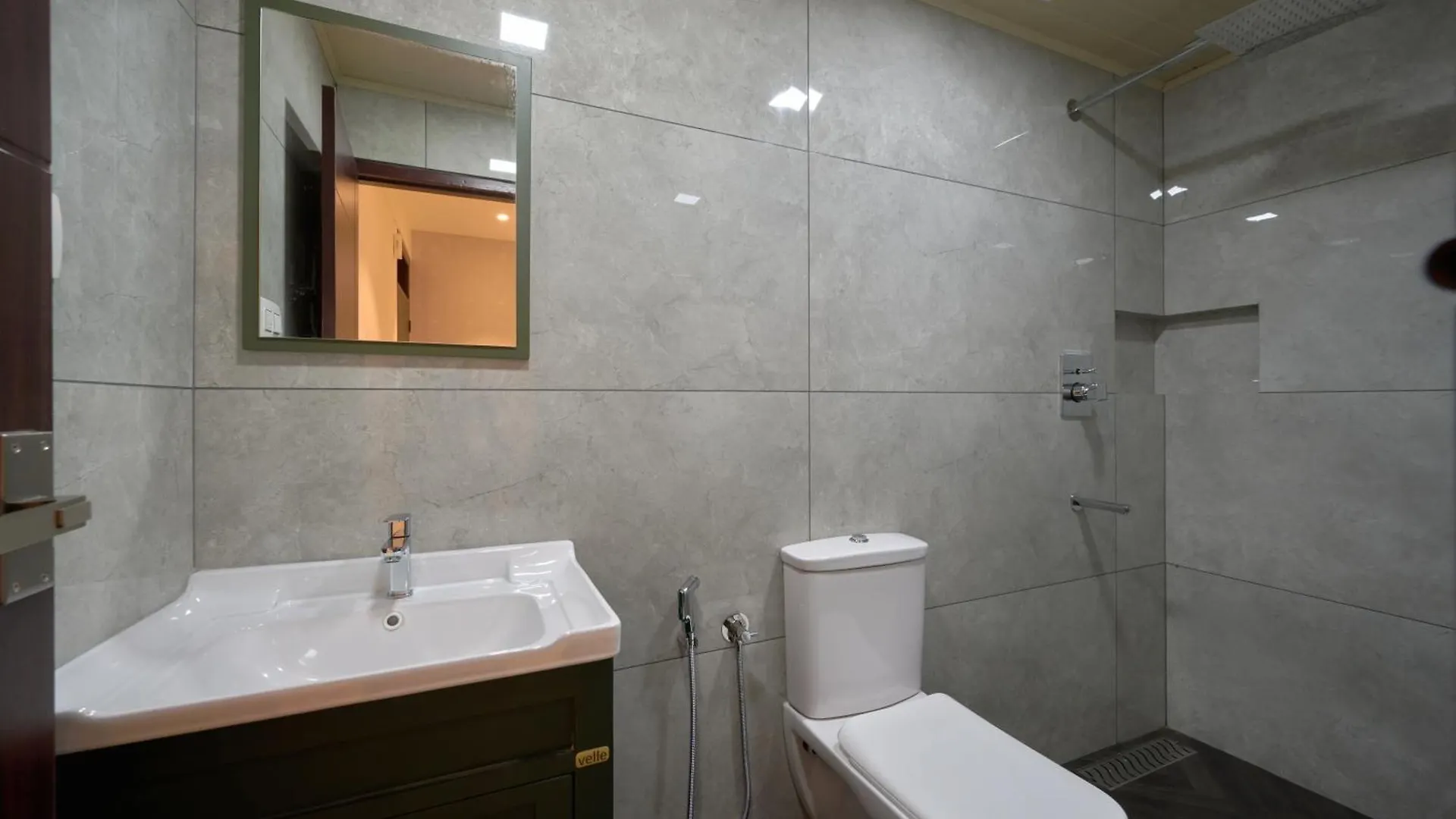 Reach Homes Kochi Apartment